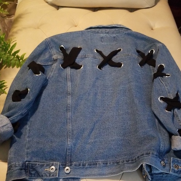Love Tree Jackets & Blazers - Love Tree lace back denim jacket sz Large